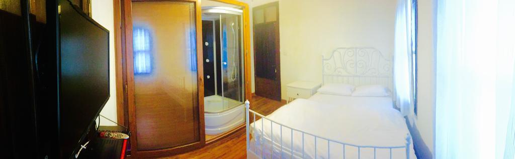Pastor Historical Apart-Hotel The Gulf Of Измир Номер фото